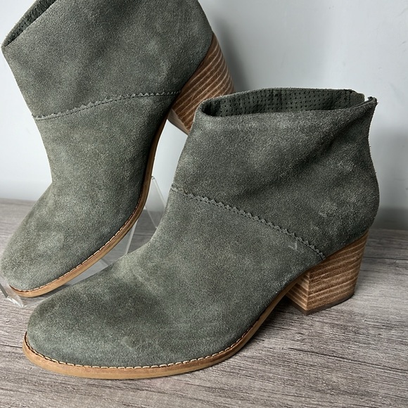 Toms Leila Green Suede Leather Ankle Block Heel Boots size 7.5 - Picture 2 of 7